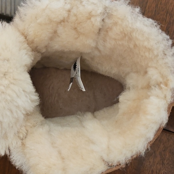 UGG Women's Brown and Cream Lace-Up Winter Boots - Picture 13 of 15